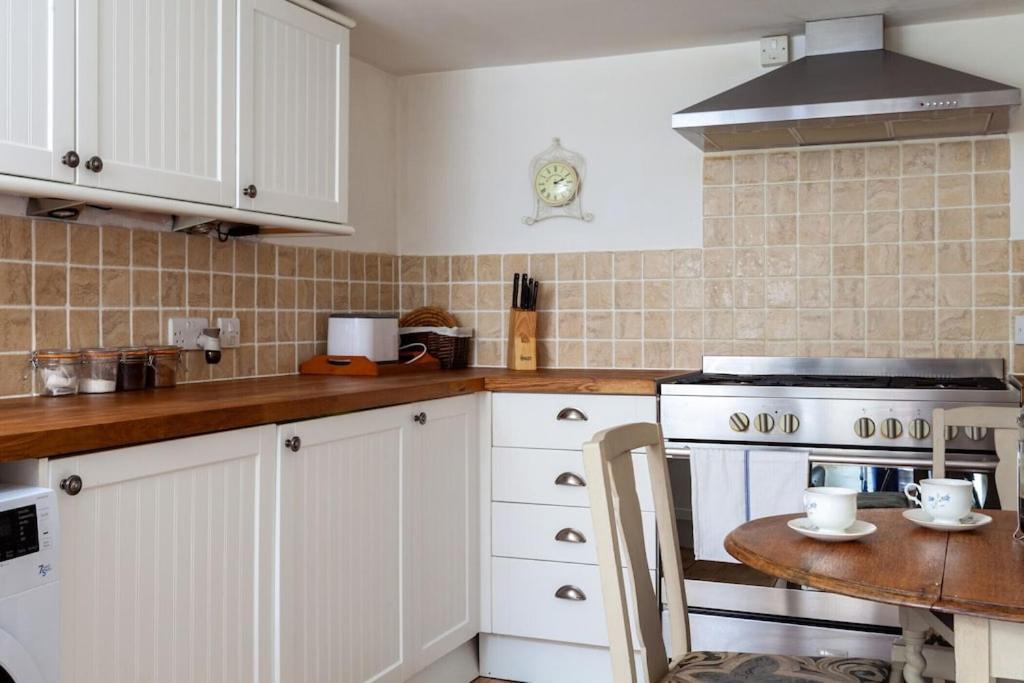 Teasel Cross Cottage, Painswick Страуд Екстер'єр фото